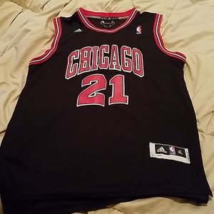 JIMMY BUTLER Adidas Black XL Bulls Jersey